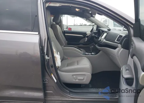 2018 Toyota Highlander Xle from USA, damaged, VIN 5TDKZRFH9JS547914